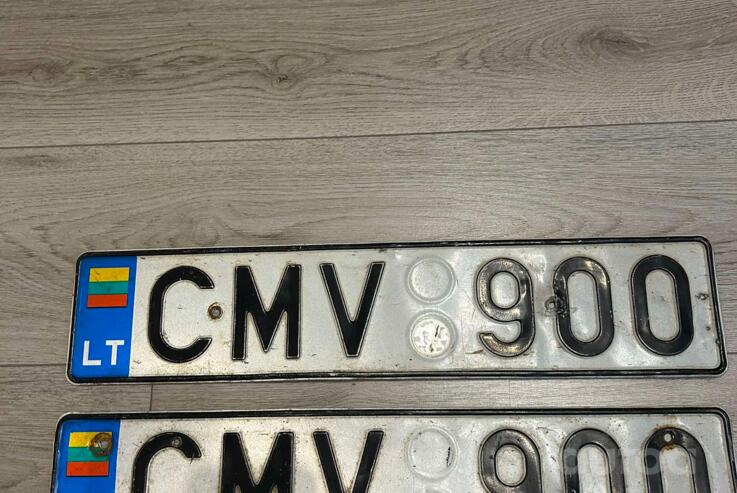 CMV900