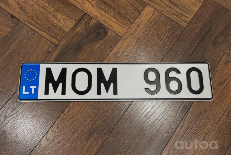 MOM960