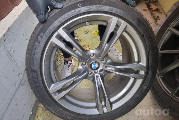 Bmw, light alloy