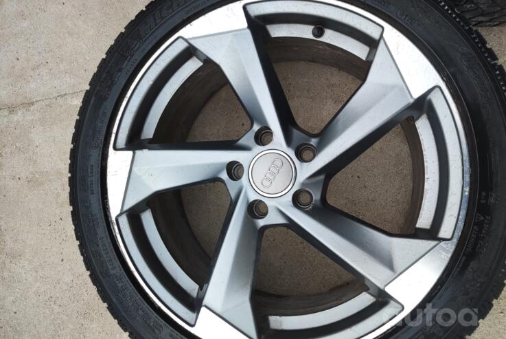 Audi, light alloy