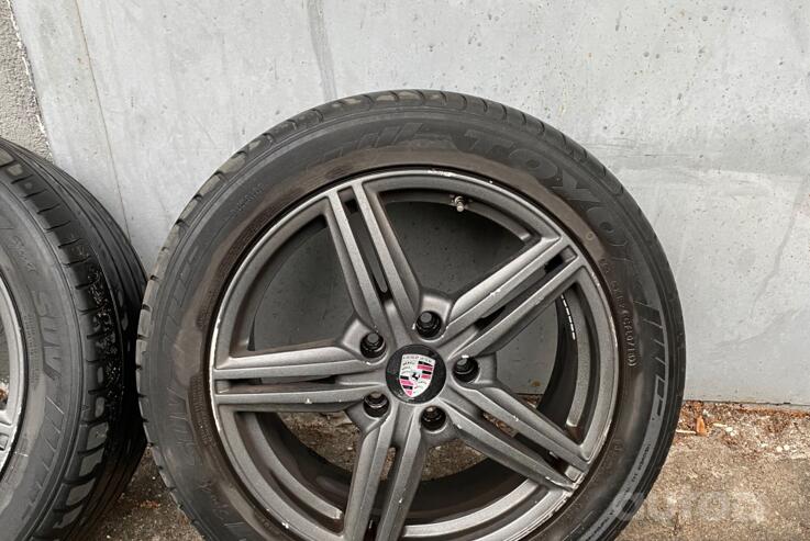 Porsche, light alloy