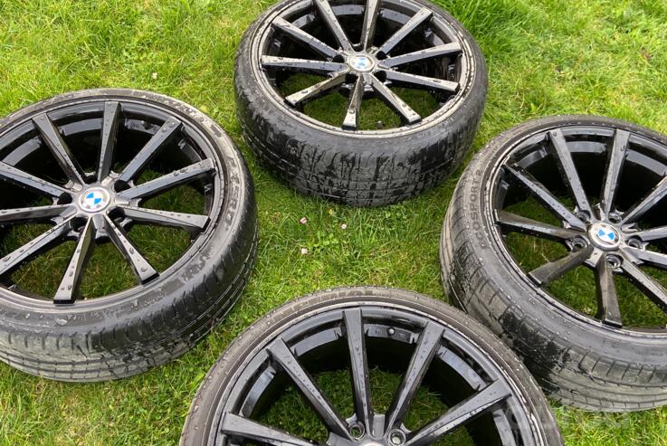 Bmw, light alloy