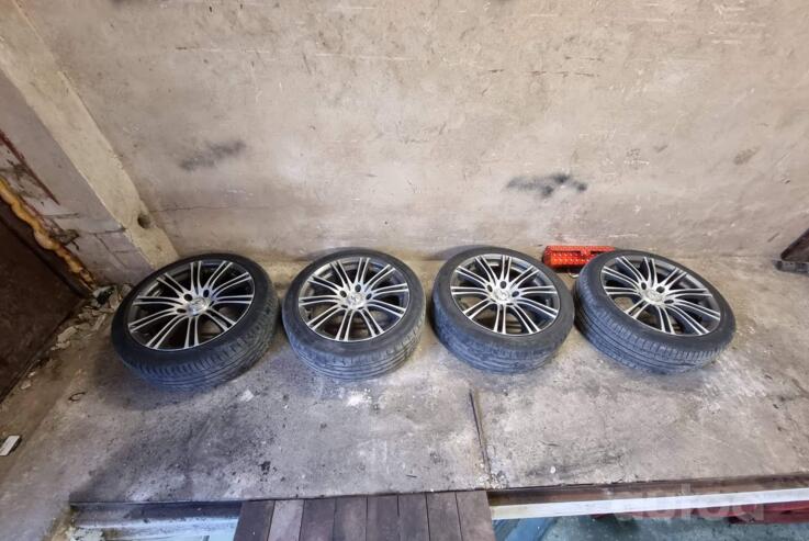 Bmw, light alloy