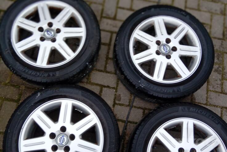 Volvo, light alloy