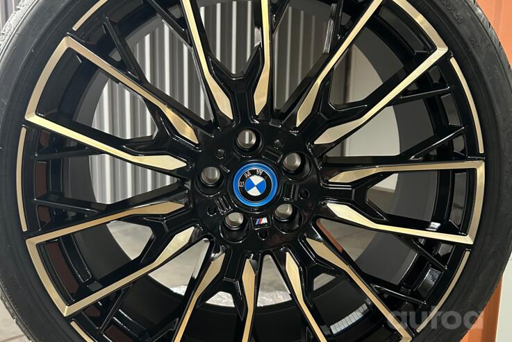 BMW, light alloy