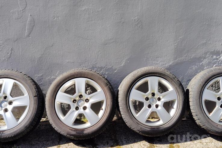 Audi, aliaj ușor