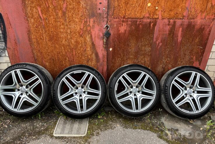 Mercedes Benz, light alloy
