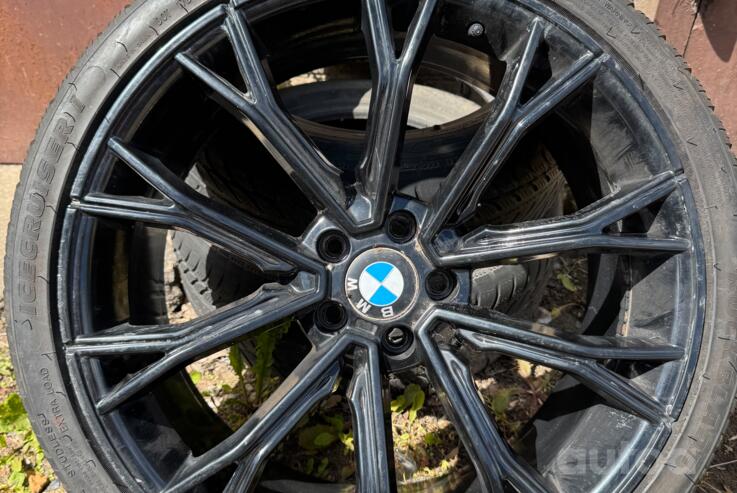 BMW, aliaj ușor