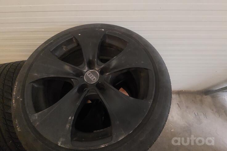 Audi, aliaj ușor