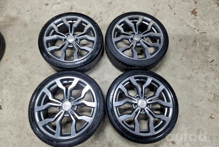 Audi, light alloy