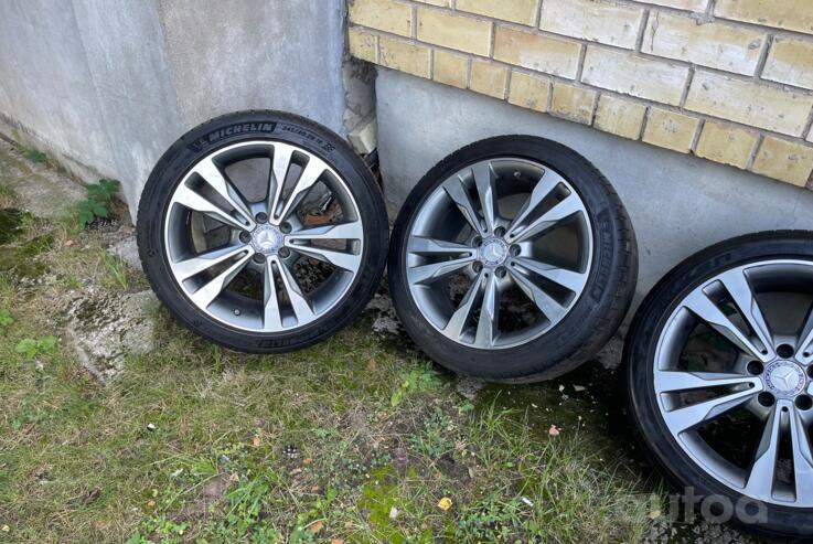 Mb, aliaj ușor