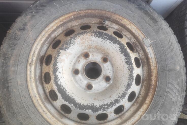 VW, forjată