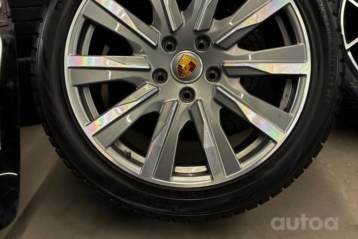 Porshe, light alloy