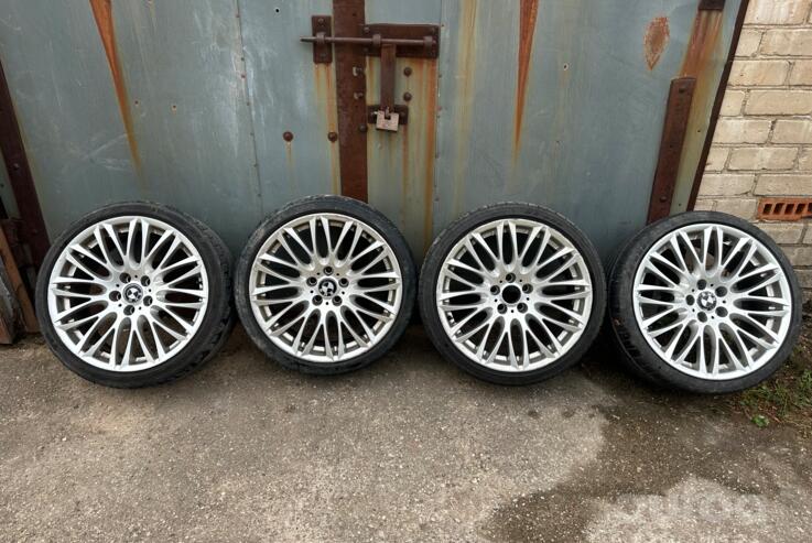 Bmw, light alloy