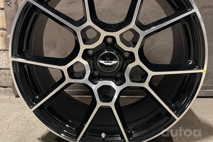 Aston Martin, light alloy