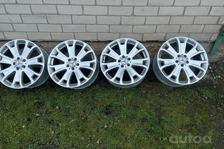 Mercedes, light alloy