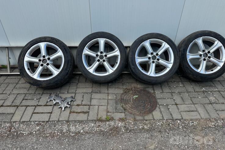 Audi, aliaj ușor