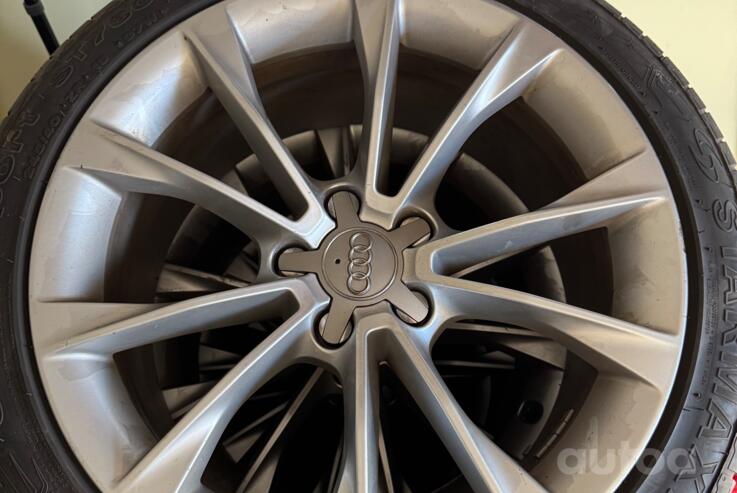 Audi, aliaj ușor