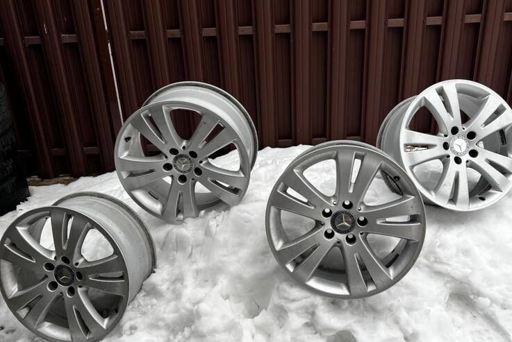 Mercedes, light alloy