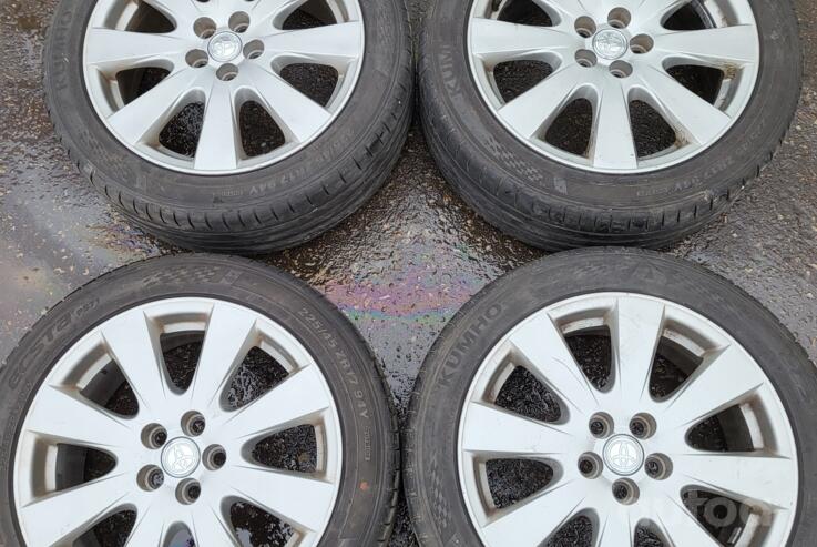 Toyota, light alloy