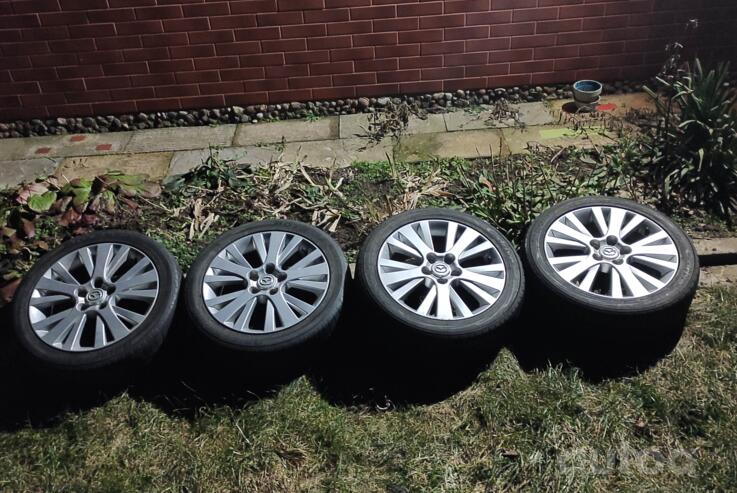 Mazda, light alloy