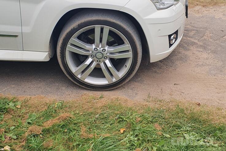 Mercedes, light alloy
