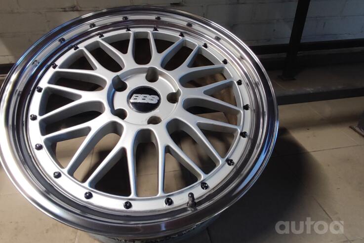 Bmw, light alloy