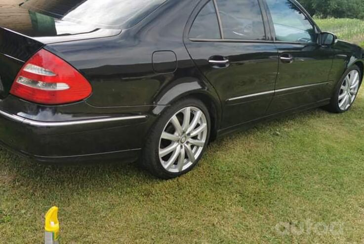 Mercedes, light alloy