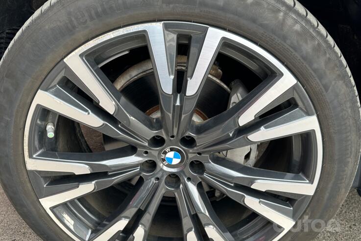BMW, light alloy