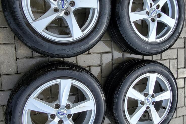 Volvo, light alloy
