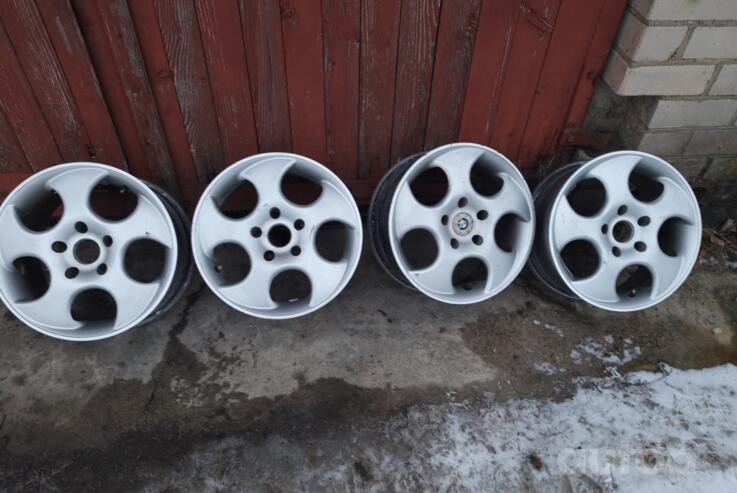 Bmw, light alloy