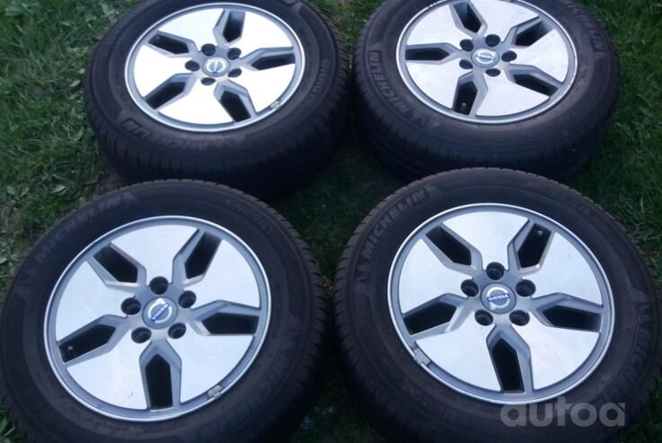 Volvo, light alloy