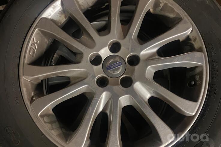 Volvo, light alloy