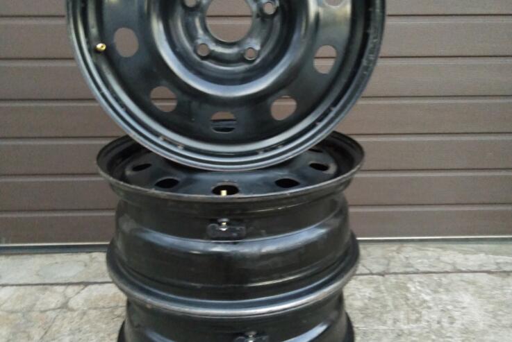 Chrysler,Dodge,Lancia,VW routan nuo 2008 metų, stamped steel