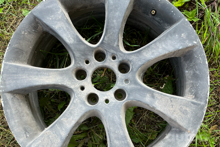 Bmw, light alloy