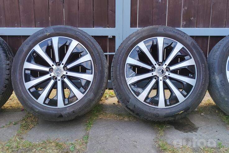 Mercedes Benz, light alloy