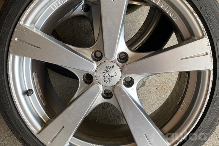 Inovit, light alloy