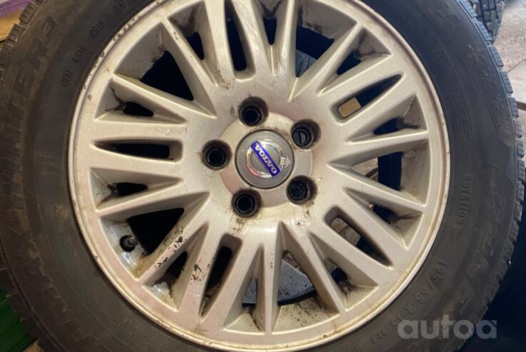 Volvo, light alloy