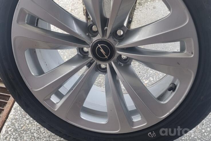 Bmw, light alloy