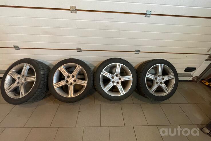 Lexus, light alloy