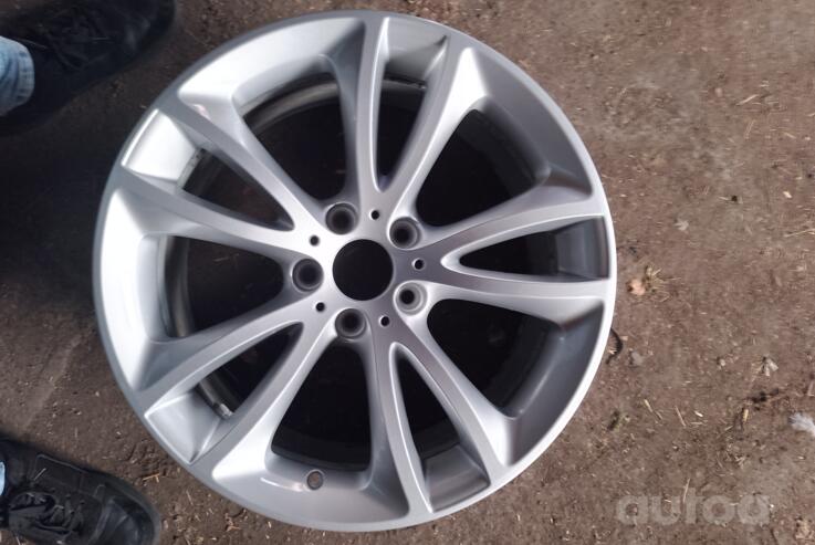 Bmw, light alloy